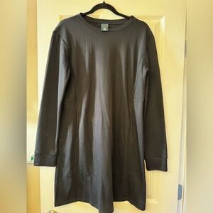 Tek Gear black dress with pockets scoopneck very soft. This is never been worn.